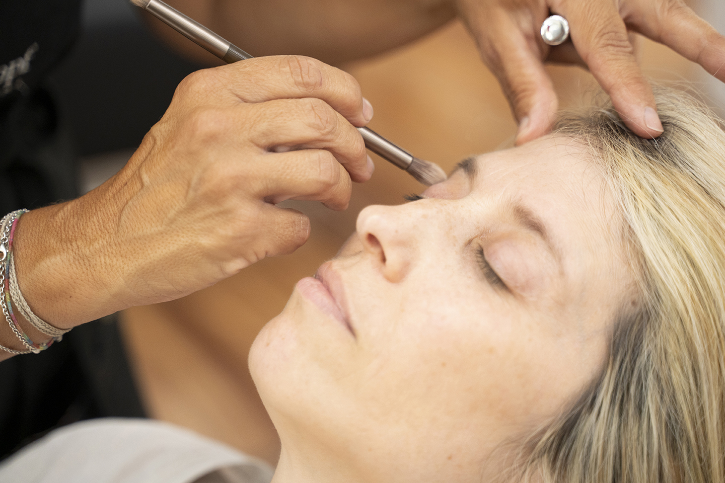 castaño estilistas maquillaje 3